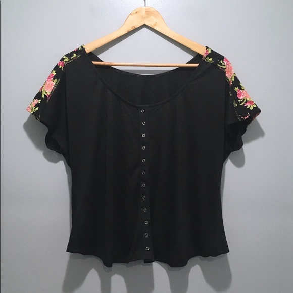 Xhilaration Black Floral Shoulder Button-Back Top - Picture 6 of 6